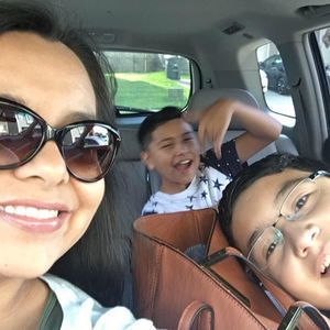 Meet your Posher, Stella